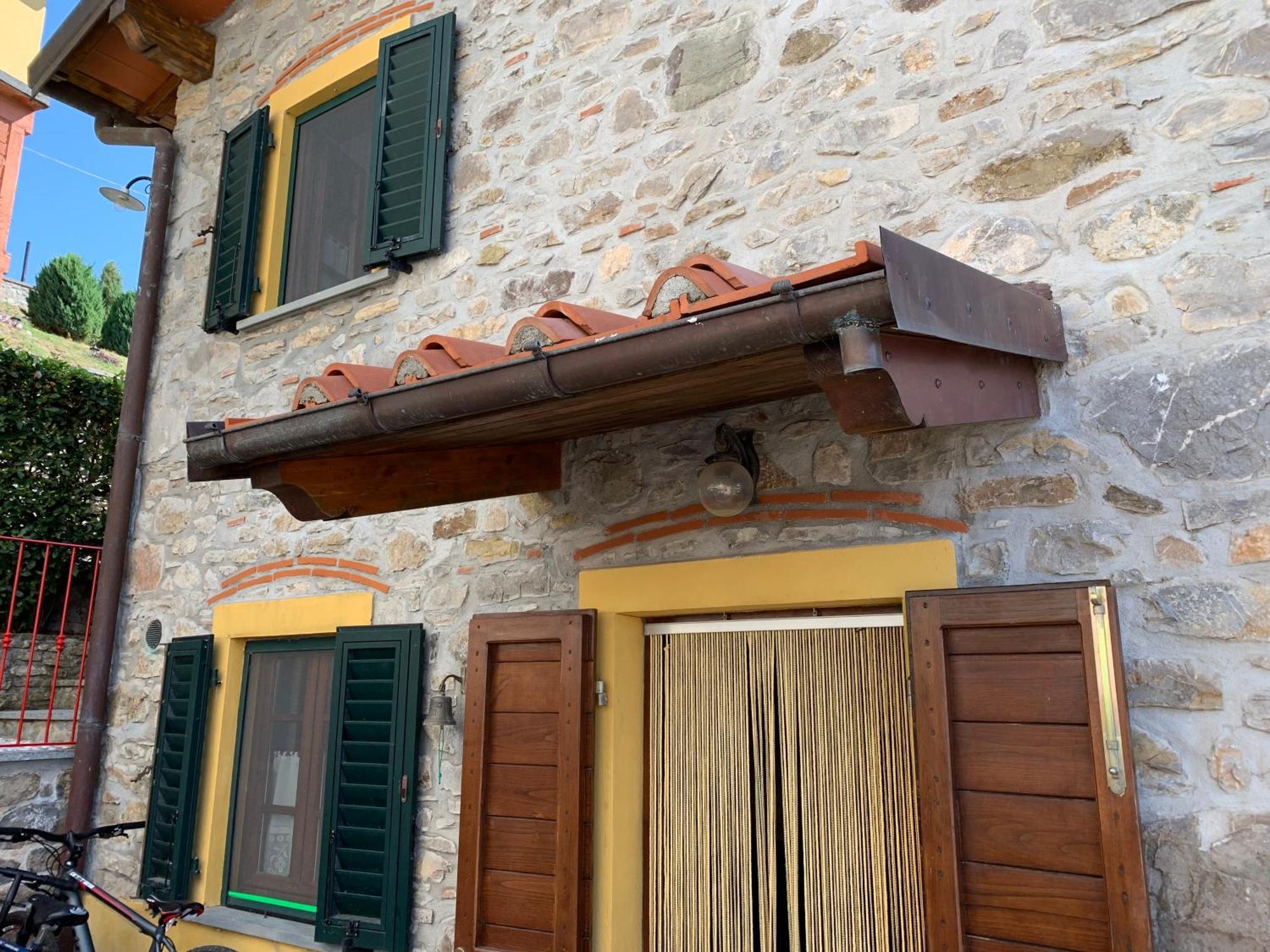 Deliziosa Casetta Sull'Appennino Toscano Montefegatesi Exterior foto